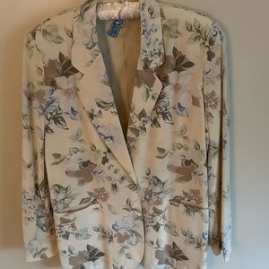 100% silk Saks Fifth Avenue blouse. Size large.